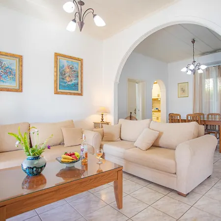 Nafsika Holiday home