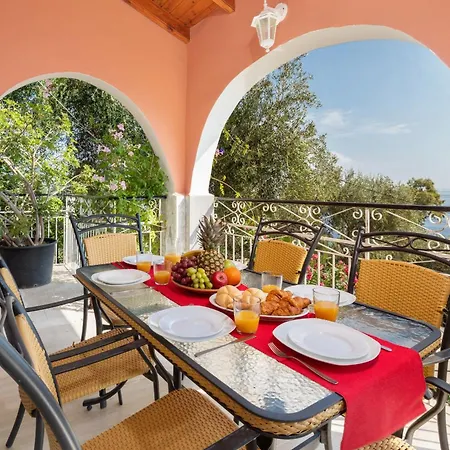 Nafsika Holiday home *